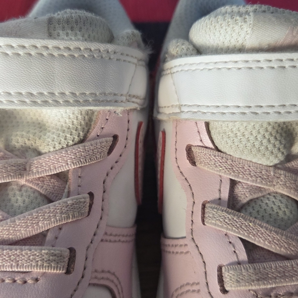 Nike Girls Court Borough Low Size 9C Pink White Shoes Slip On - Picture 6 of 9